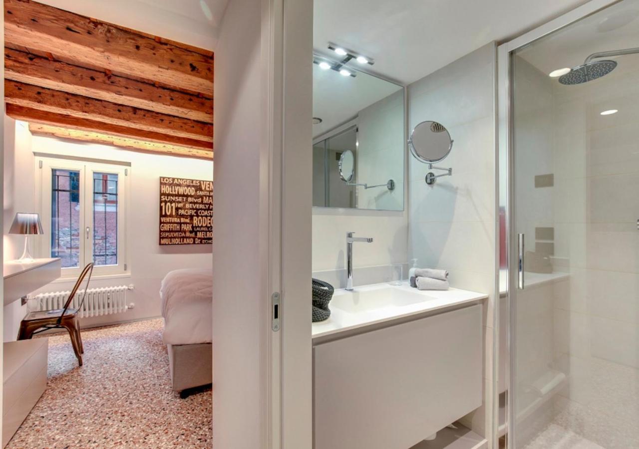 Stunning Modern In The Heart Of * Venezia
